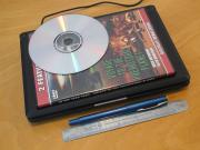 Dimensione Asus EeePC confrontato con una custodia DVD