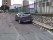 Pista ciclabile Palermo - auto sulla pista