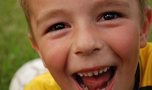 Volto bambino felice